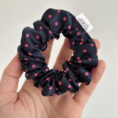 Dark blue dot scrunchie (S)