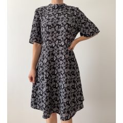 H&M fekete virágos ruha