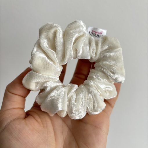 White velvet scrunchie (S)