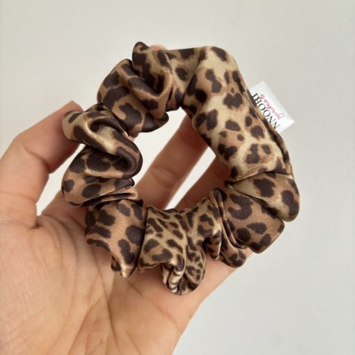 Leo scrunchie (S)