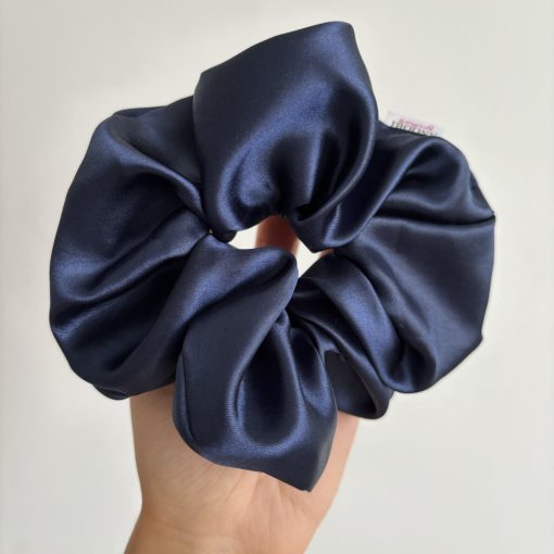 Dark blue scrunchie (L)