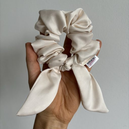 Creamy scrunchie (Bunny)