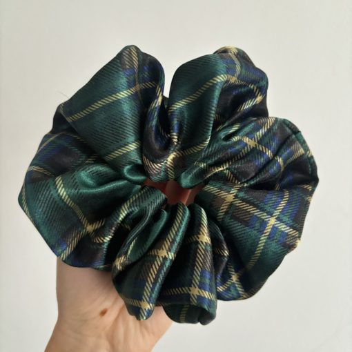 Green checkered scrunchie (L)