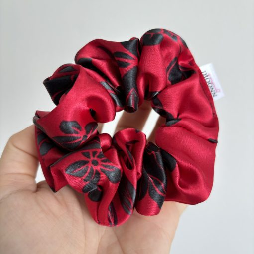 Red floral scrunchie