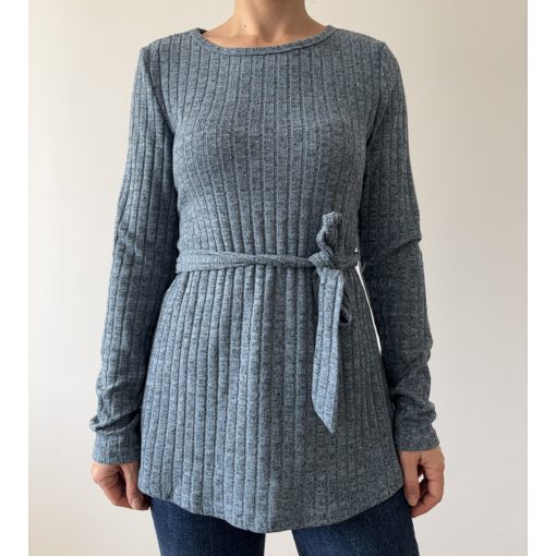 Kék bordázott felső